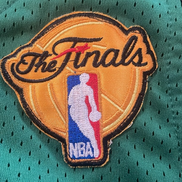 Boston Celtics alternate away Ray Allen Jersey - Picture 3 of 9